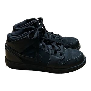 Jordan 1 Mid Black Air Jordan Nike Shoes Size 6 Youth